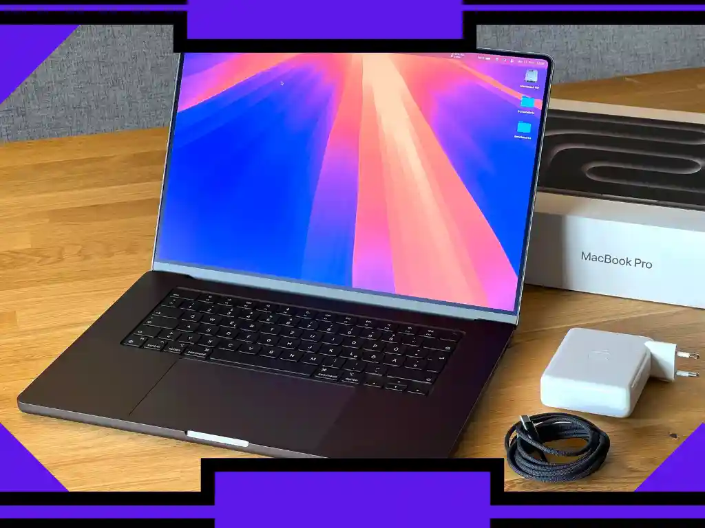 Apple MacBook Ultra